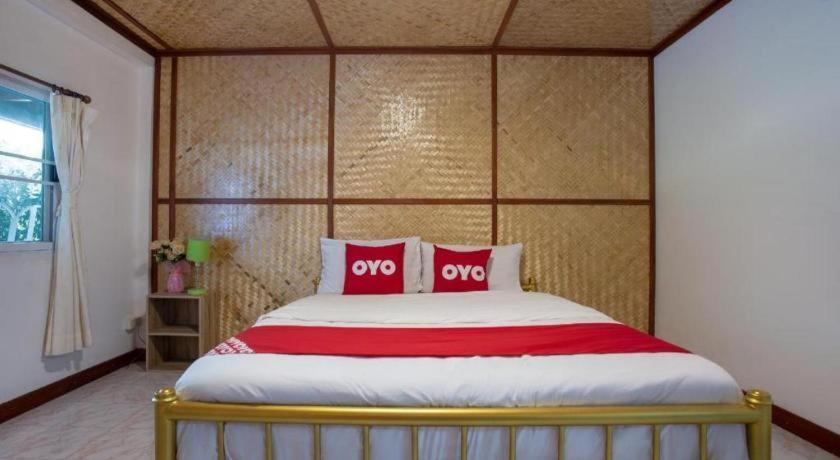Oyo 909 Guiding Star Resort Chiang Mai Exterior photo