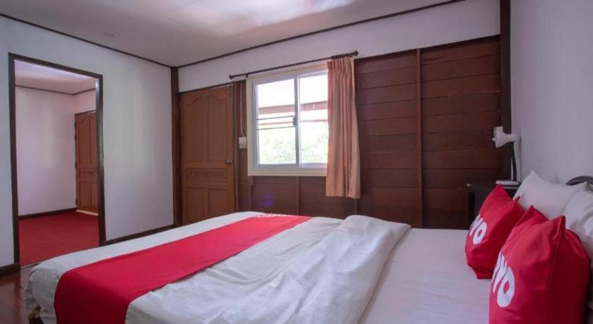 Oyo 909 Guiding Star Resort Chiang Mai Exterior photo